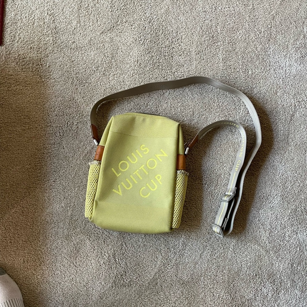 Louis Vuitton Cup Damier Messensger Bag 2002